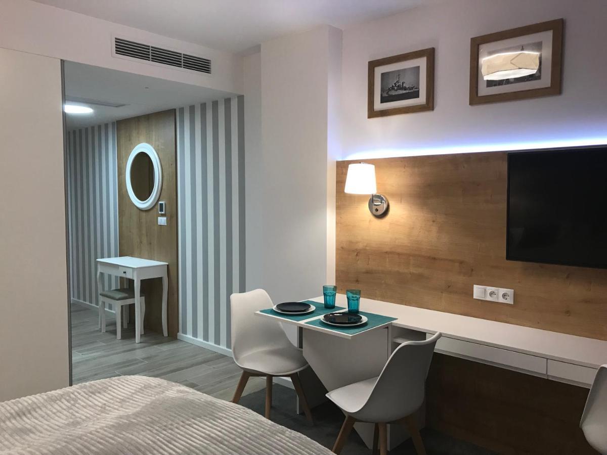 Apartmán 6 Pietro Seaside Kolobřeh Exteriér fotografie